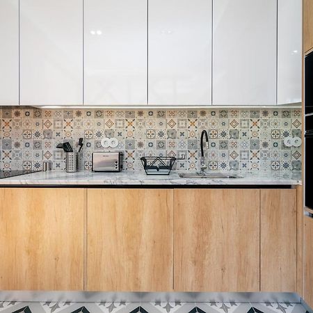 Whome | Great Location & Large Family Apartment W/Patio Lisboa Dış mekan fotoğraf